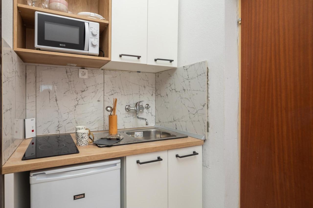 Beach Apartments Borovina Stanici Buitenkant foto