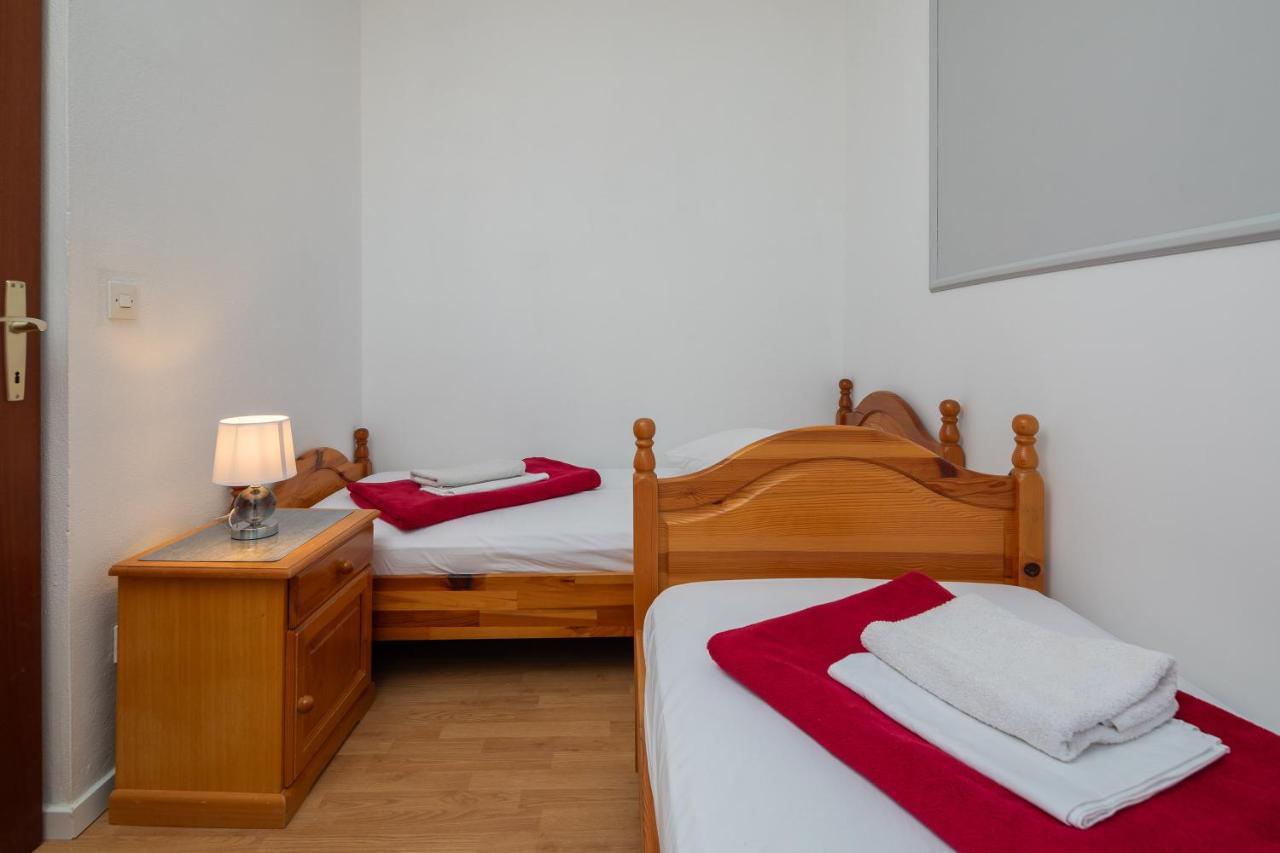 Beach Apartments Borovina Stanici Buitenkant foto