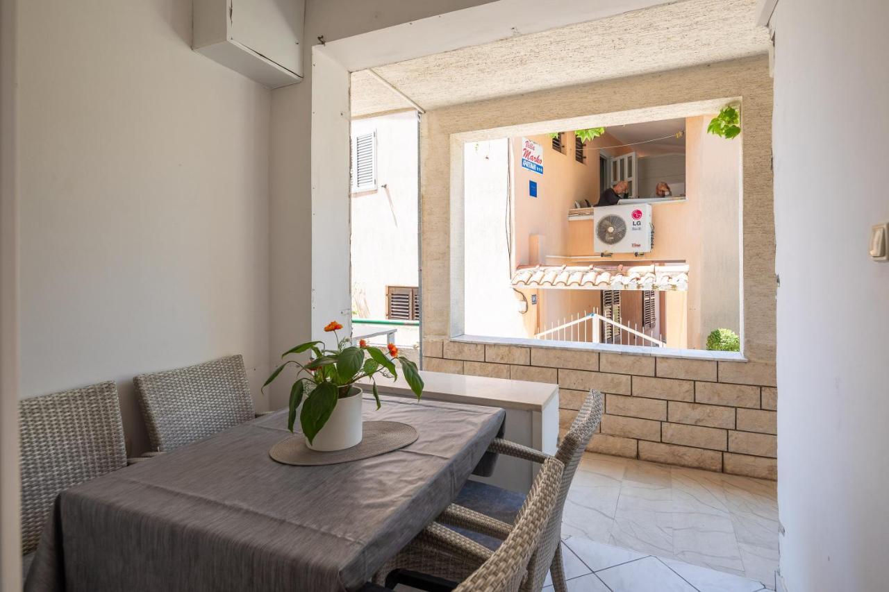 Beach Apartments Borovina Stanici Buitenkant foto
